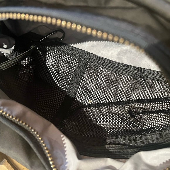 Lululemon Pedal Pusher Bag - Picture 11 of 16